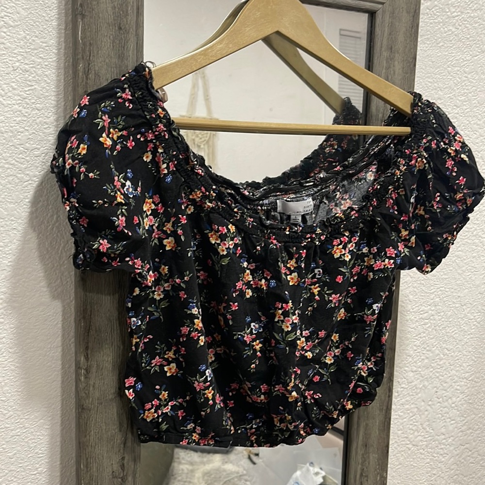 Ten Sixty Sherman Floral Crop Shirt